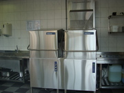 Bij Restaurant Promessa in Eersel weten ze wat ondernemen is, de in 2008 geplaatste Rhima WD11 werd in 2011 al ingeruild tegen een Rhima WD7 met de Rhima PRM7. De zeer korte ROI (Return on invest) gaf de doorslag, geld verdienen met afwassen!