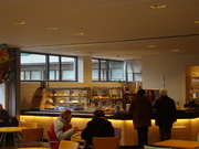 AnnaMaas Catering, keuken en uitgiftebuffet dagwinkel entreehal, st. Anna Ziekenhuis