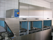 Cateringservice van Grunsven verwerkt veel vaat in korte tijd, de Rhima WD-243 was hier de juiste keuze!